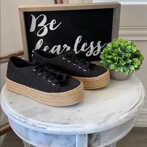 Steve Madden Hampton Platforms